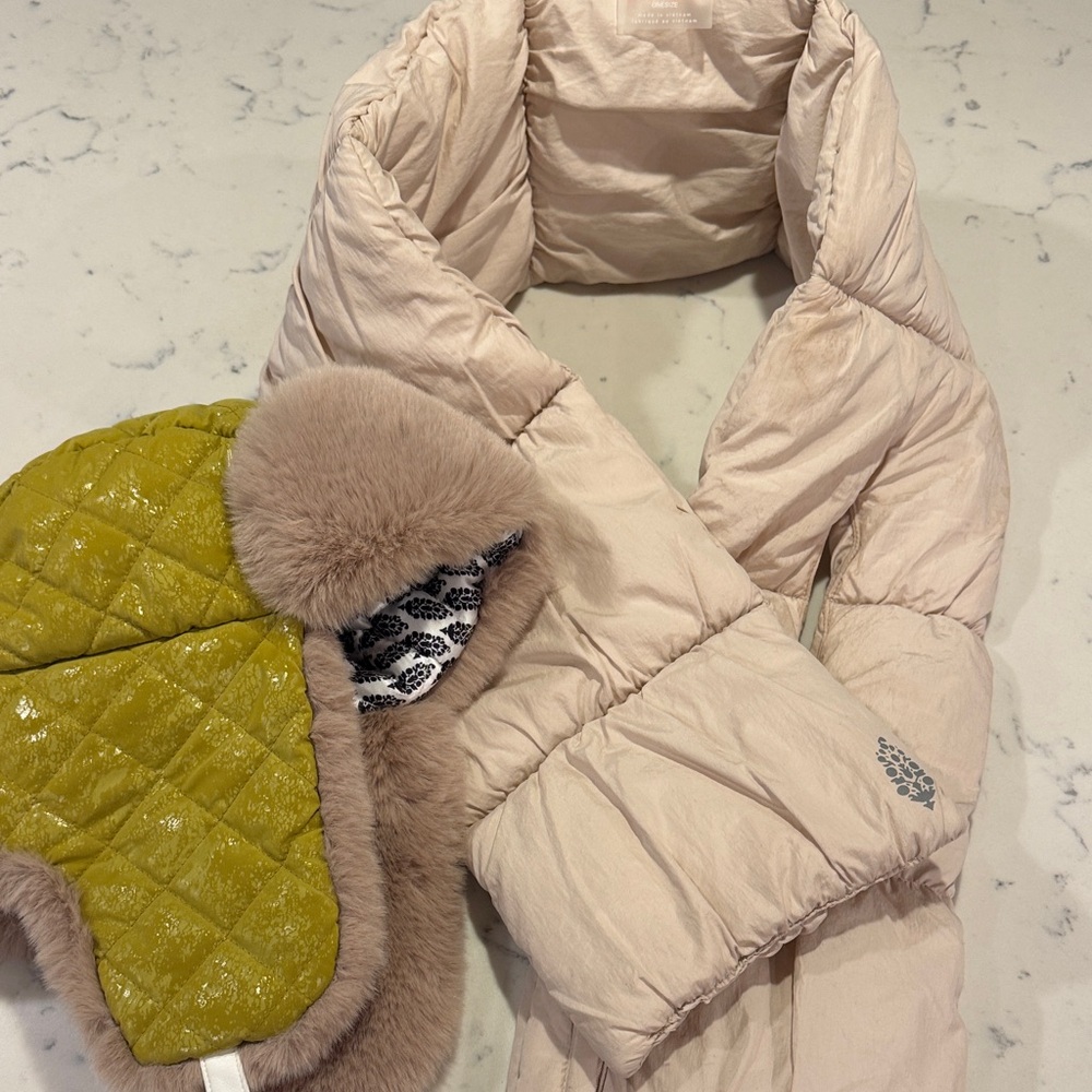 Free people movement puffy scarf and trapper hat sold together 2 items